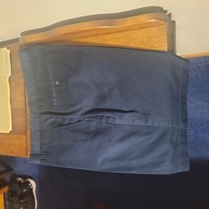 Nautical mens shorts. Lightly used. Size 34